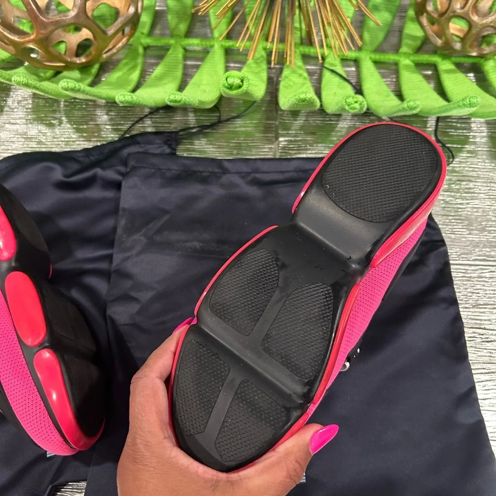 Prada Pink and Black Sneakers with Bold Design - Picture 4 of 6